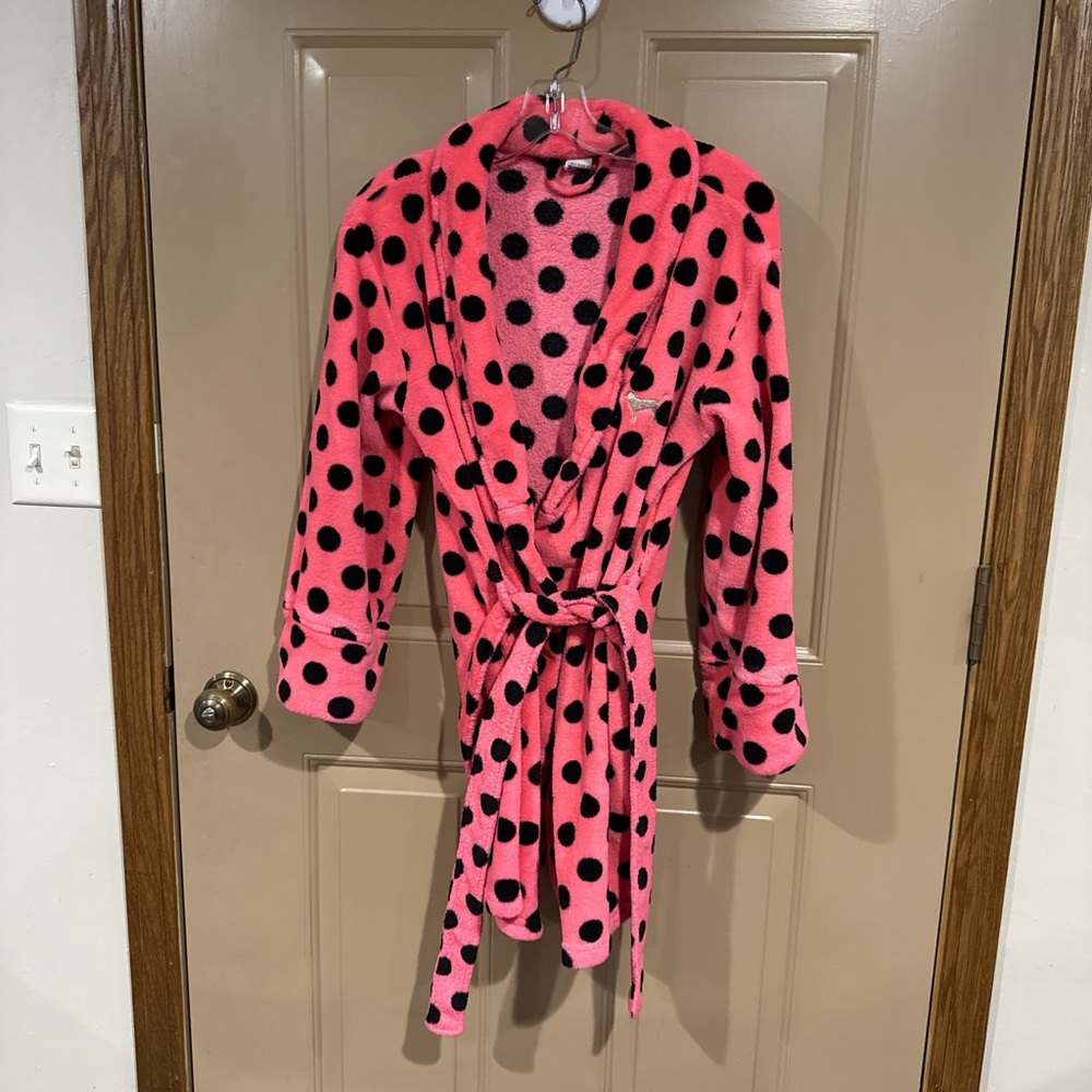 PINK Victoria's Secret Pink and Black Polka Dot Robe